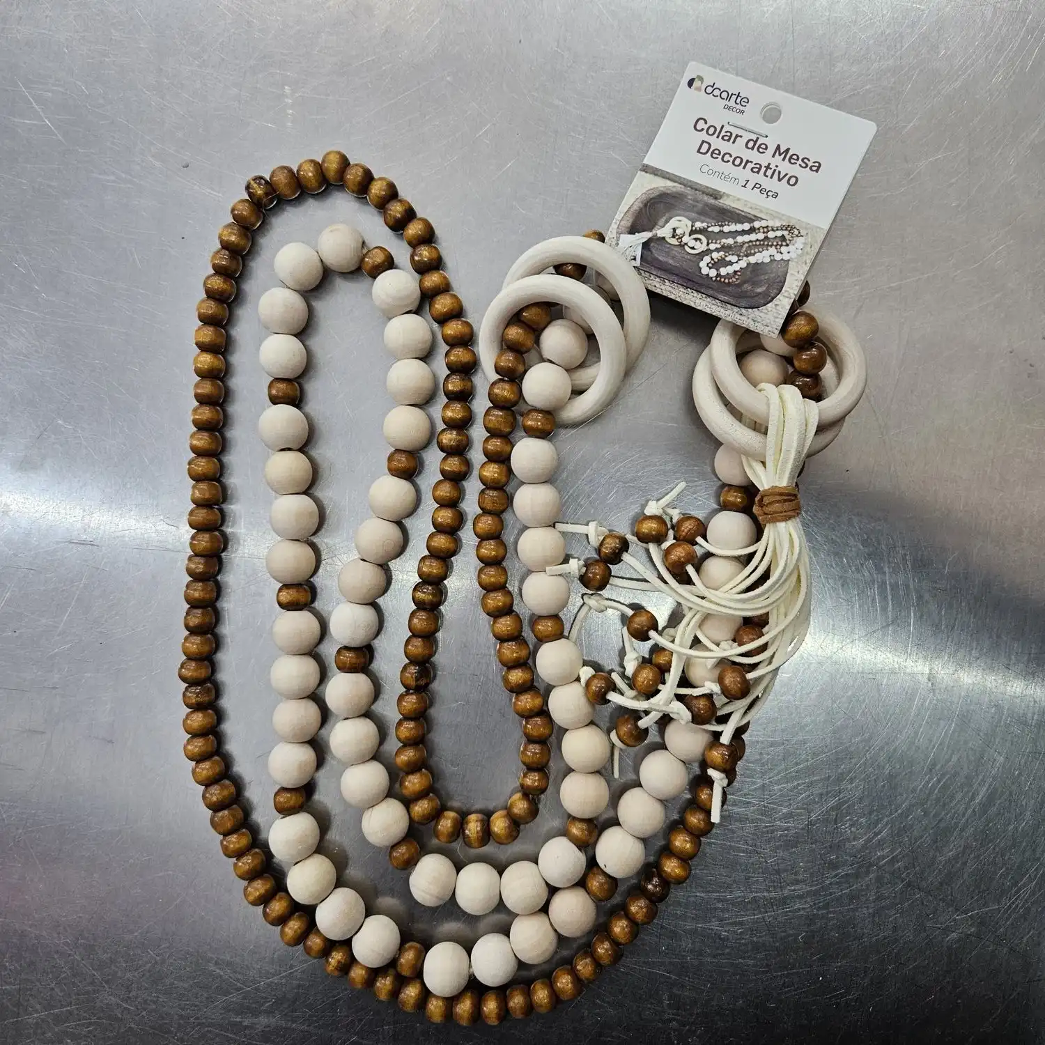 COLAR DECORATIVO DUAS CORES COM ARGOLAS DCARTE