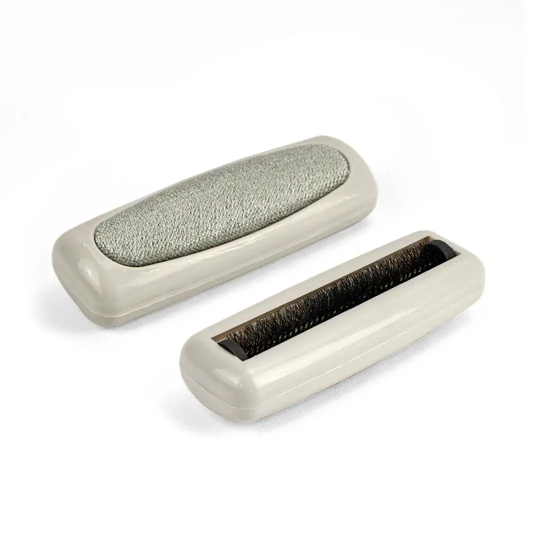 ESCOVA DUPLA PARA LIMPEZA DE ROUPAS E TECIDOS