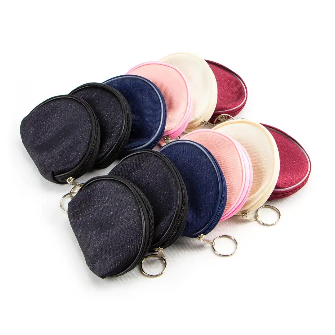 NECESSAIRE EM TECIDO COM ARGOLA