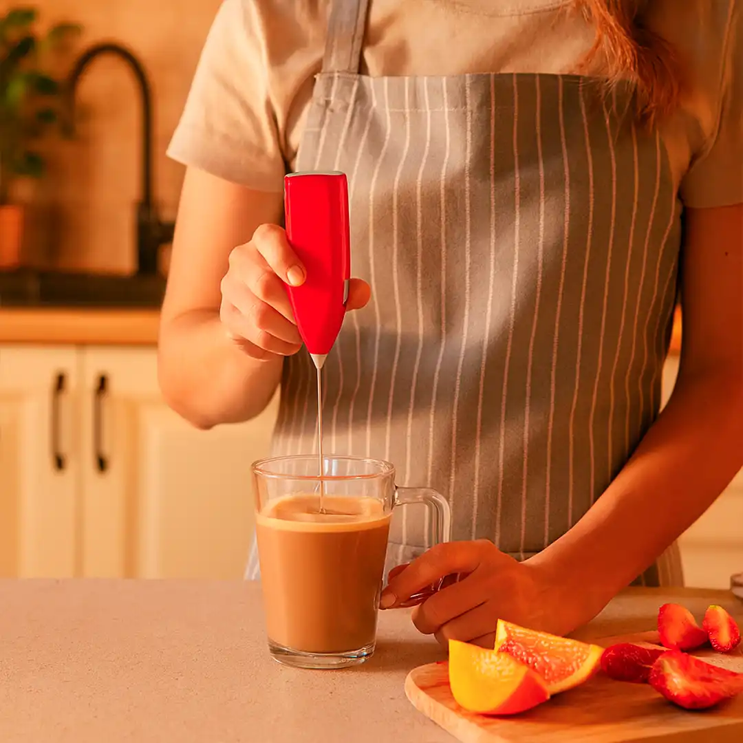 MINI MIXER PORTÁTIL VERMELHO A PILHAS AA