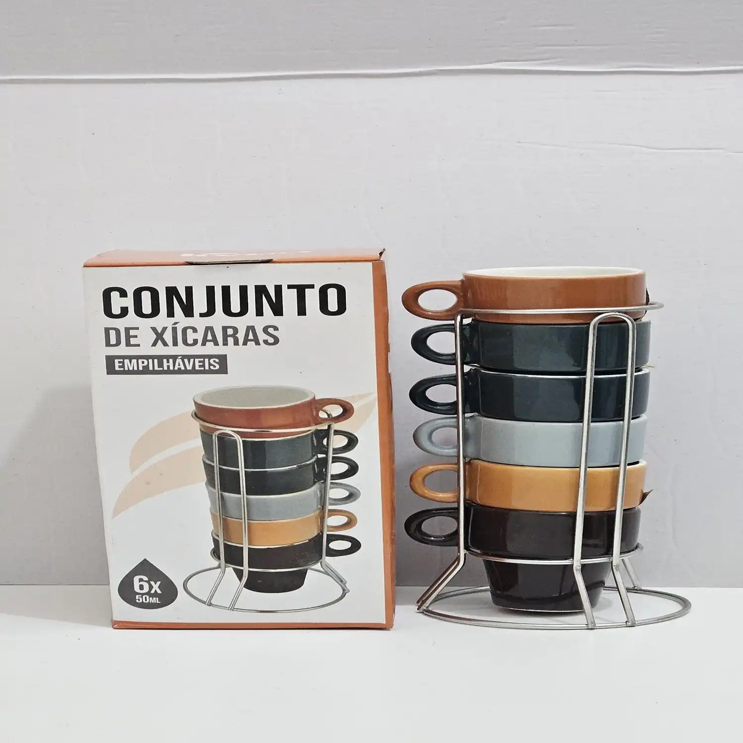 CONJUNTO 6 XÍCARAS EMPILHÁVEIS E SUPORTE METAL IVON