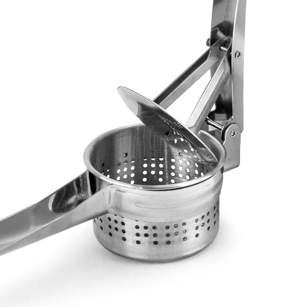 ESPREMEDOR DE BATATA E FRUTAS MANUAL EM INOX – 26CM