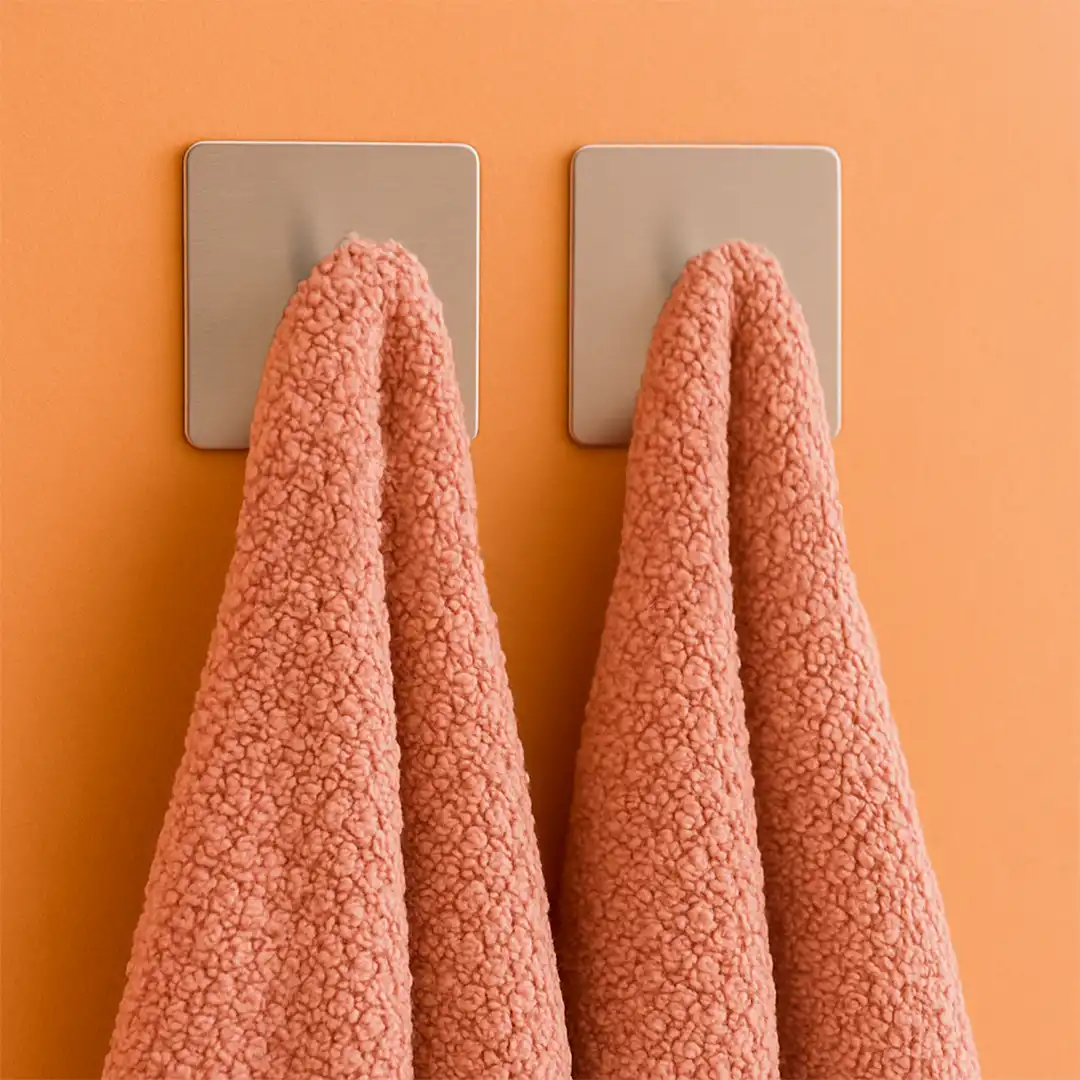 KIT GANCHO DE PAREDE ADESIVO EM AÇO INOX – 2 PEÇAS (SUPORTE ATÉ 1KG)