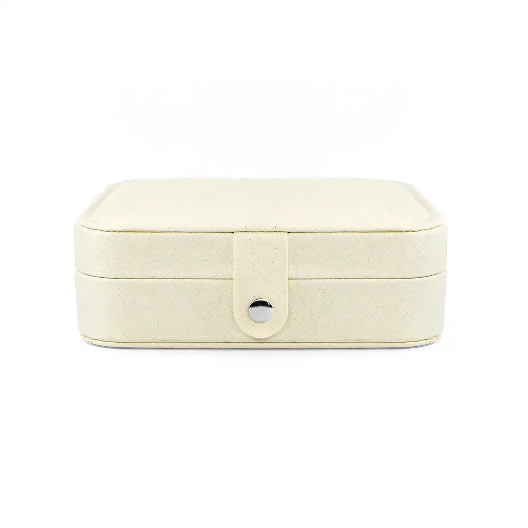 PORTA JOIAS EM COURO SINTÉTICO COM DIVISÓRIAS – BRILHANTE