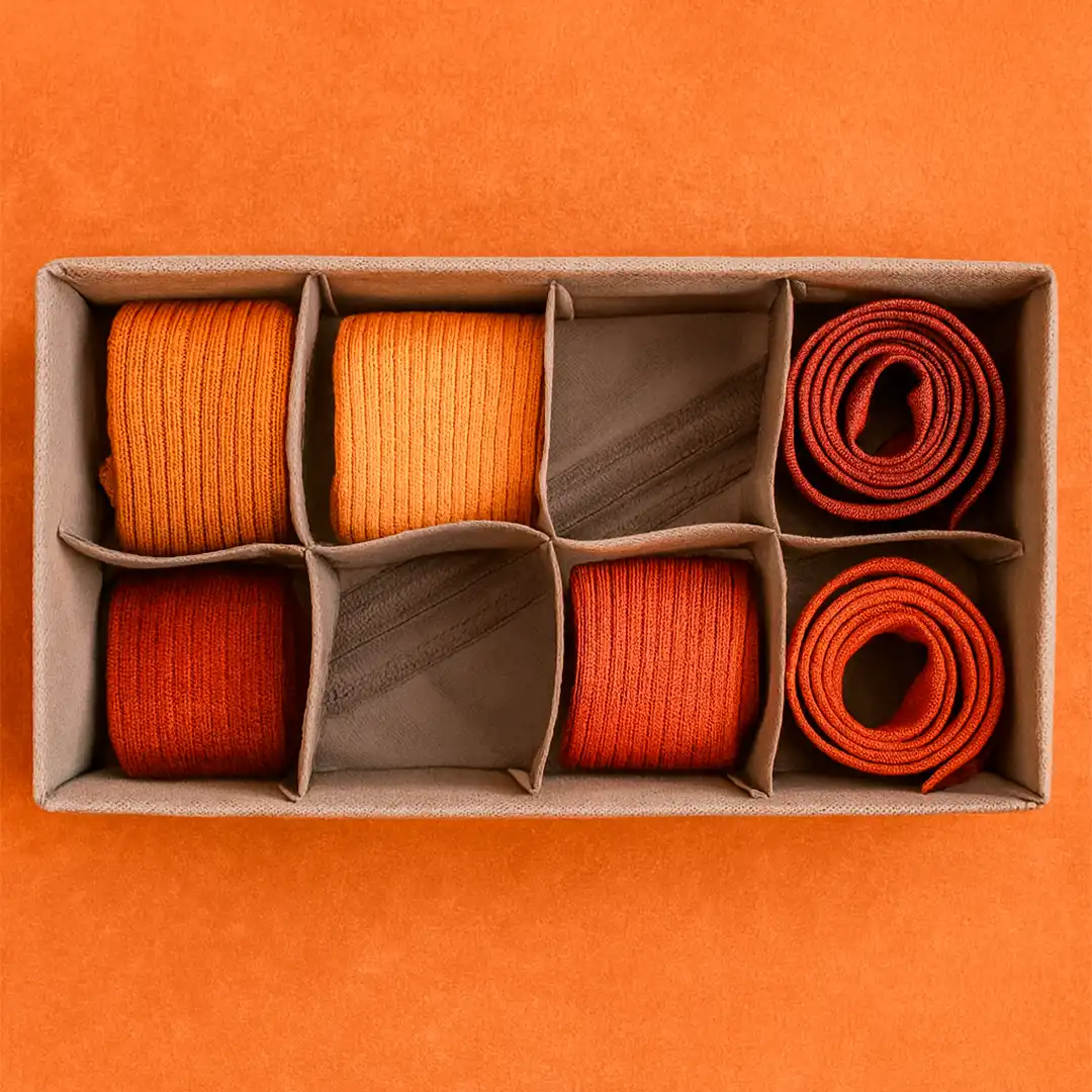 ORGANIZADOR DE GAVETA COM 8 DIVISÓRIAS DOBRÁVEL EM TNT – CINZA