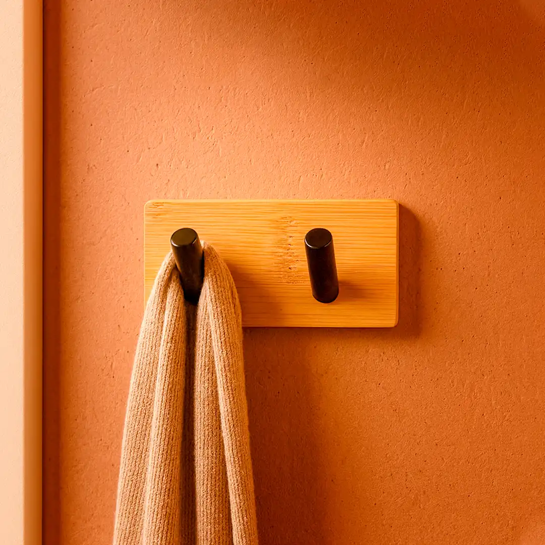 GANCHO ADESIVO DE PARADE EM BAMBU 2 SUPORTES - 9CM